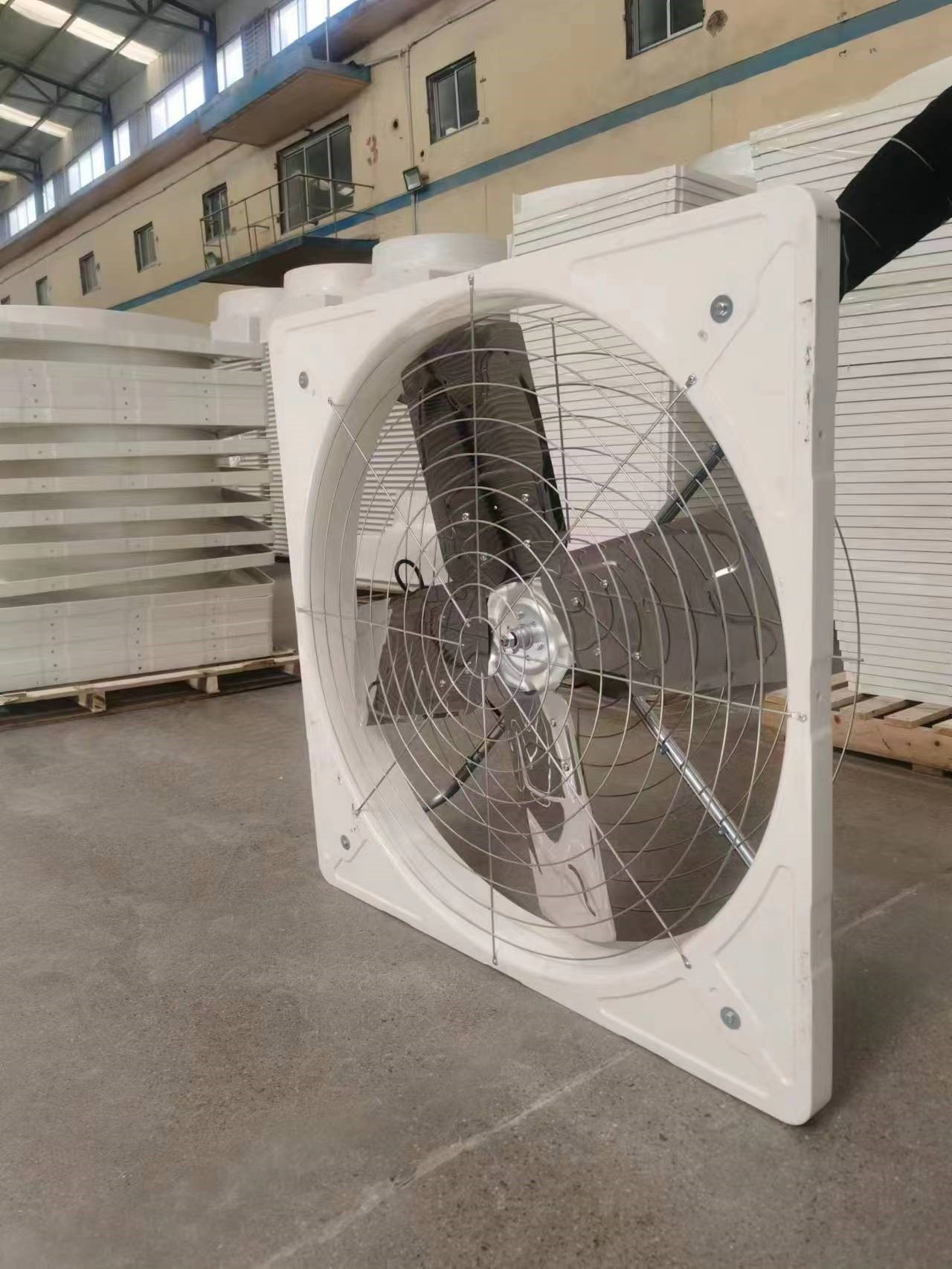 Вертикальный корпусный вентилятор (прямой привод)